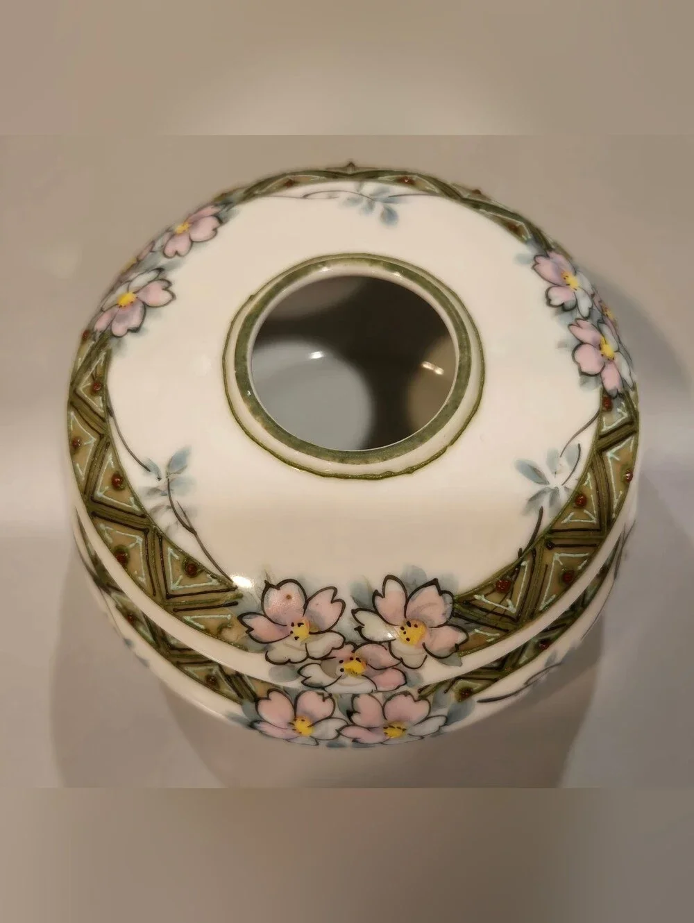 Vintage Nippon Hand-Painted Floral Hair Receiver in White and Olive Green